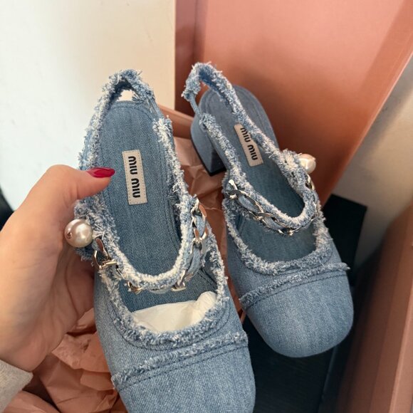 NWT Miu Miu Slingback Pumps Blue Denim Frayed Cap Toe Chain-Link 34.5 - Picture 6 of 9